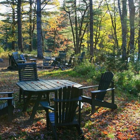 Trout Point Lodge Of Nova Scotia East Kemptville Dış mekan fotoğraf
