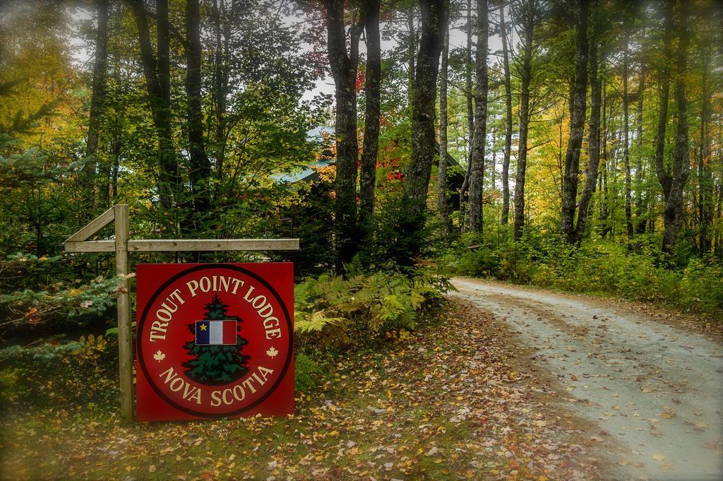 Trout Point Lodge Of Nova Scotia East Kemptville Dış mekan fotoğraf