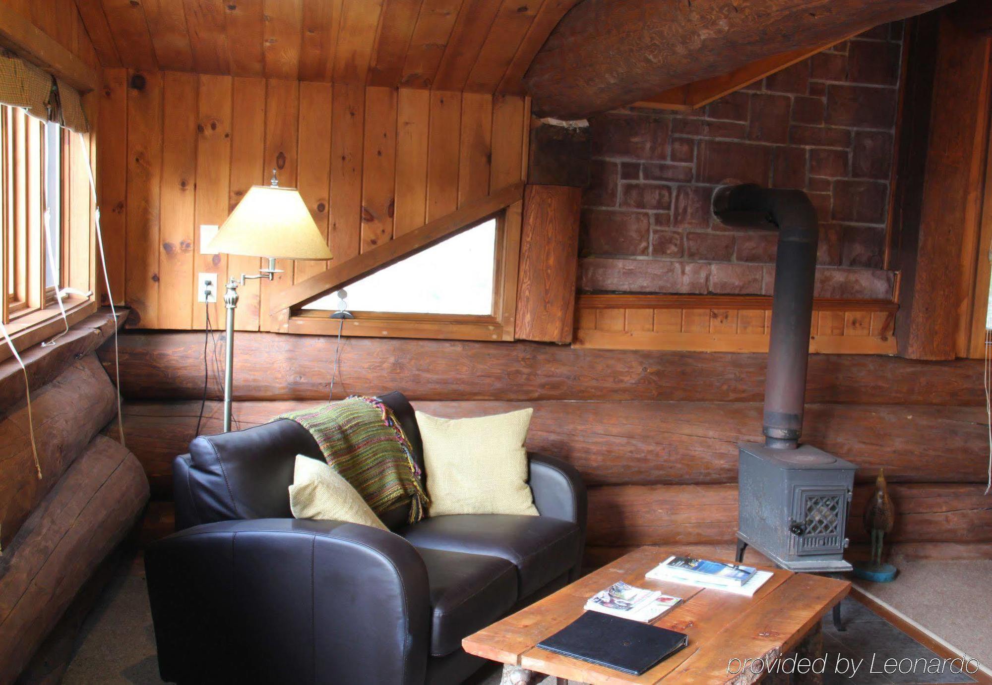Trout Point Lodge Of Nova Scotia East Kemptville Oda fotoğraf
